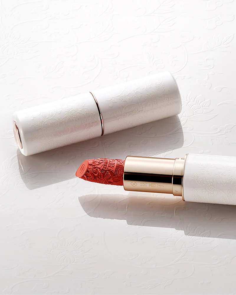 Blooming Rouge Porcelain Lipstick - Image 4