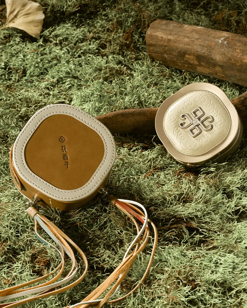Flawless Jade Breathable Longwear Cushion Foundation (Nomadic Glam) - Image 9