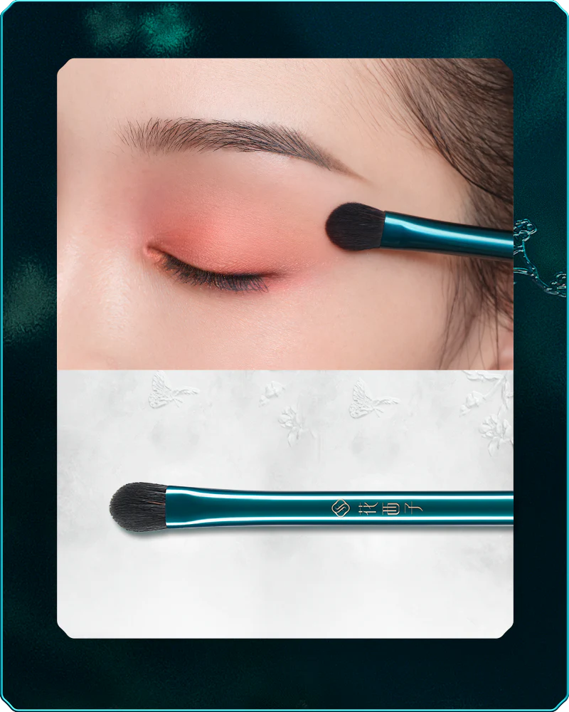 Soft Blooming Feather Touch Precision Eye Brush - Image 6