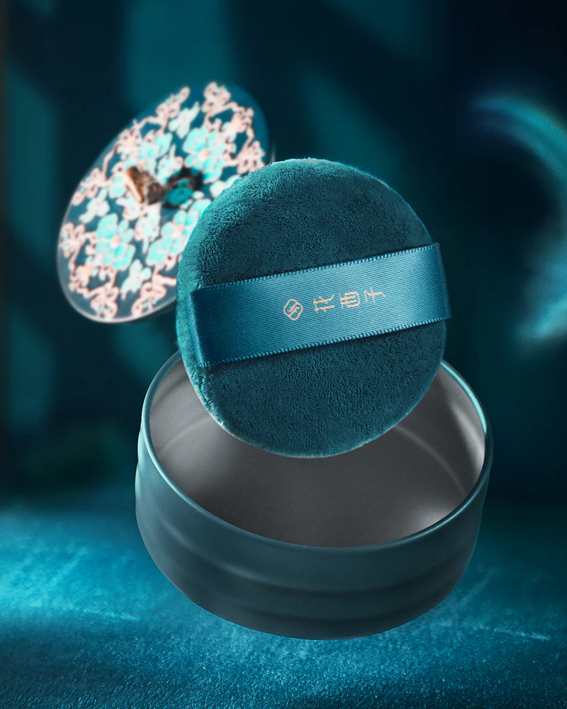 Soft Blooming Velour Powder Puff - Image 4