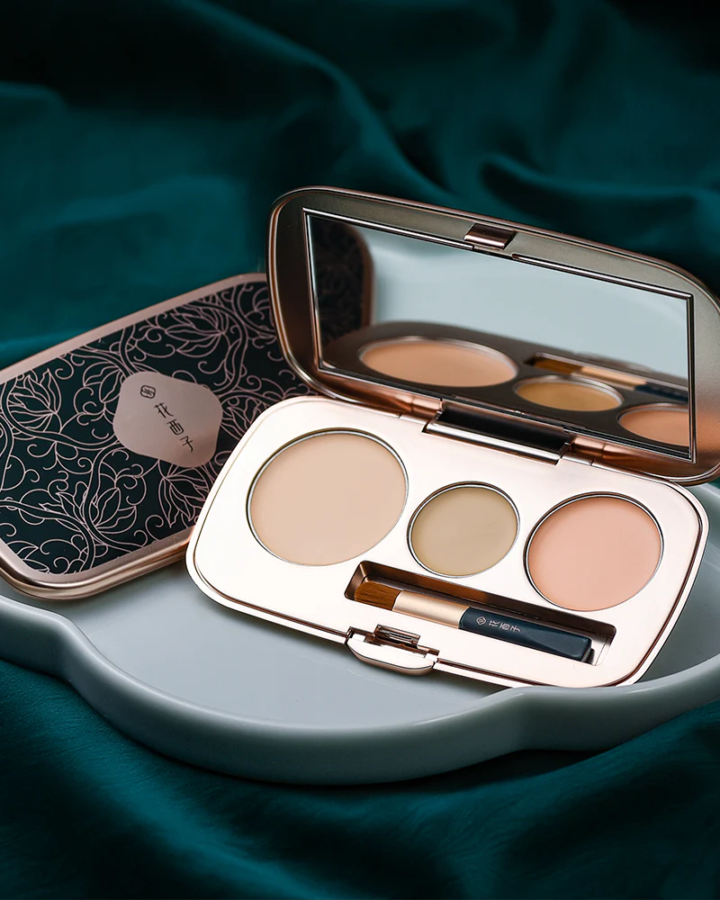 Yurong Tri-Blossom Correcting Concealer - Image 5